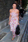 th_611087525_UnaHealy_ArrivingPeterLoraines40thbirthdaypartyinHampsteadJuly242011_By_oTTo2_122_182lo.jpg