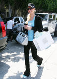 th_18268_Celebutopia_net_P_HILTON24_122_196lo.jpg