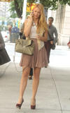 th_91915_celebrity_paradise.com_TheElder_BlakeLively35_122_253lo.jpg