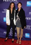 th_37954_Tikipeter_Christy_Turlington_The_Carrier_Premiere_008_123_84lo.jpg