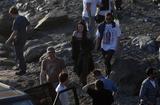 th_14910_celebrity_paradise.com_TheElder_KirstenStewart2011_09_29_OnSetofSnow26_122_85lo.jpg
