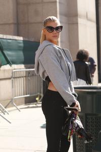 th_229963144_CM15_122_9lo.jpg