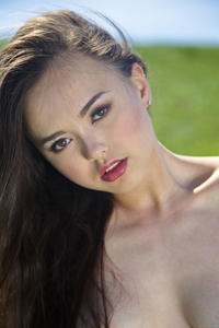 Li Moon - Jeden  v58ux46x3x