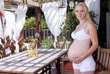 Hydii May - pregnant 1 l4p3a6rj7g